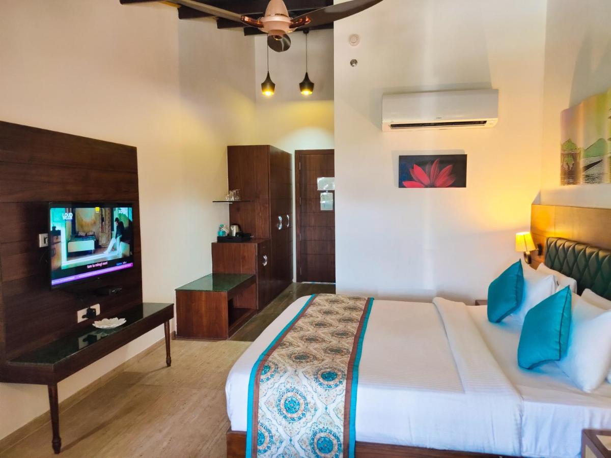 Bamboo Saa Resort & Spa - Udaipur Extérieur photo