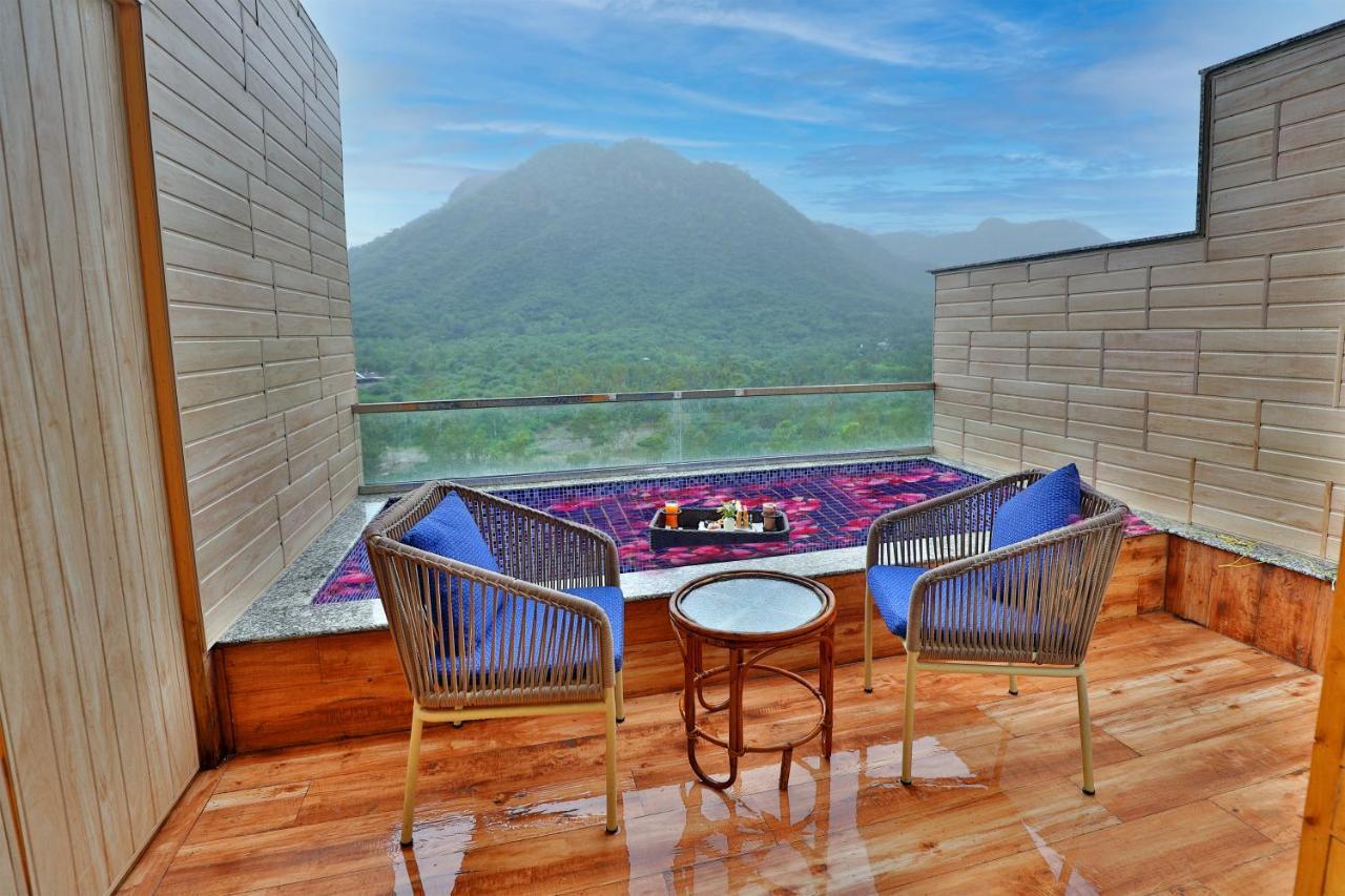 Bamboo Saa Resort & Spa - Udaipur Extérieur photo