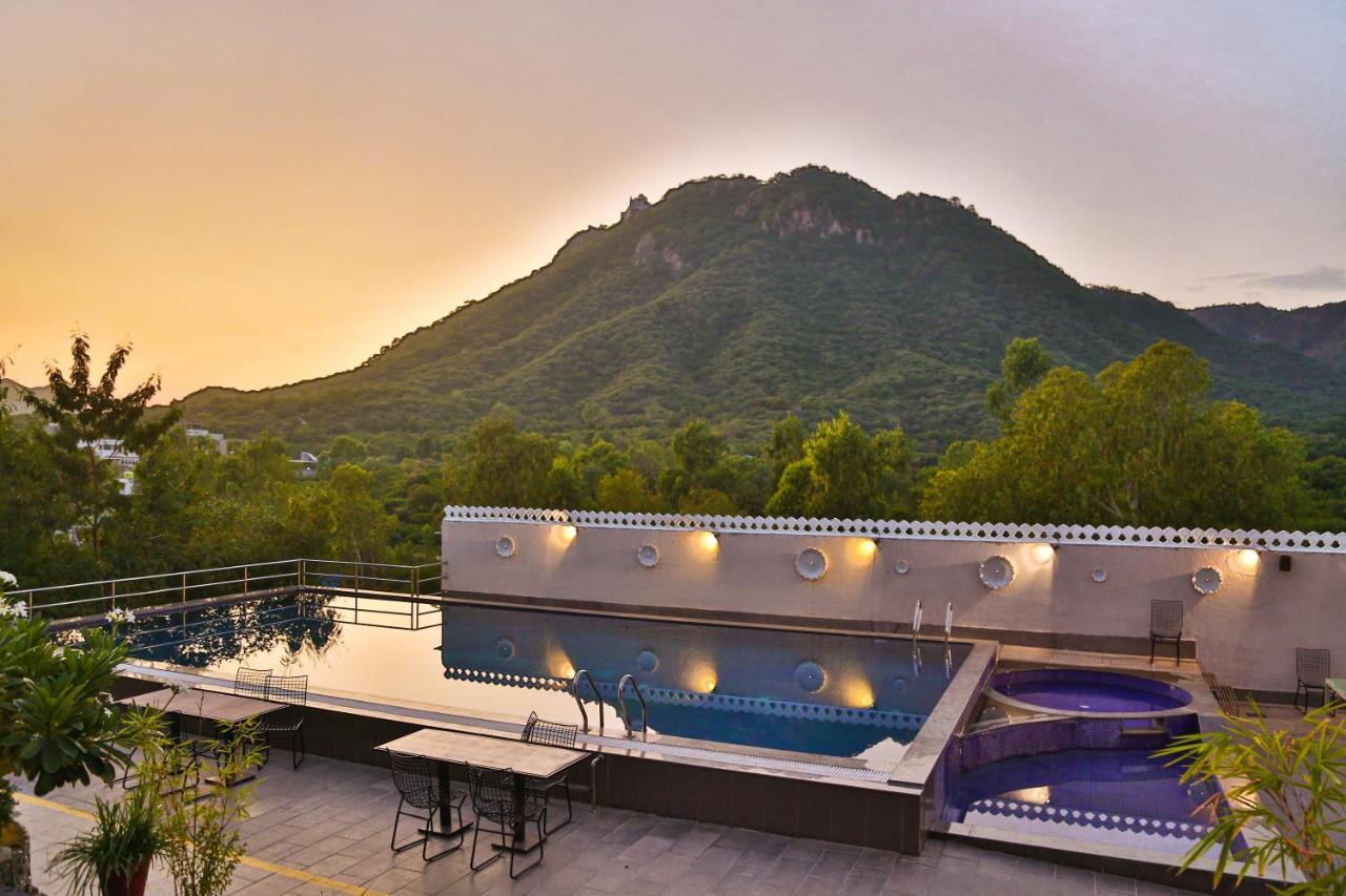 Bamboo Saa Resort & Spa - Udaipur Extérieur photo